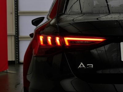 Audi A3 Sportback 40 TFSIe 204 S tronic 6 Business Executive - 24