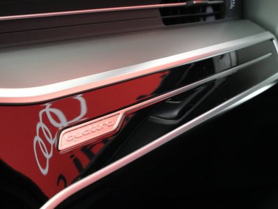 Audi A6 AVANT Avant 55 TFSIe 367 ch S tronic 7 Quattro Competition   - 6