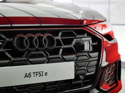 Audi A6 AVANT Avant 55 TFSIe 367 ch S tronic 7 Quattro Competition   - 15