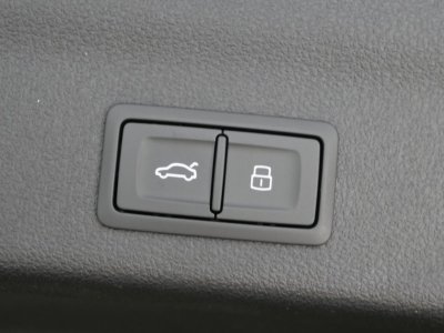 Audi A6 AVANT Avant 55 TFSIe 367 ch S tronic 7 Quattro Competition   - 13