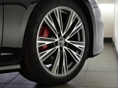 Audi A6 AVANT Avant 55 TFSIe 367 ch S tronic 7 Quattro Competition   - 21