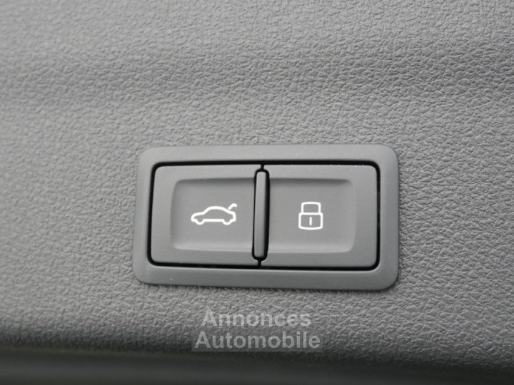 Audi A6 AVANT Avant 55 TFSIe 367 ch S tronic 7 Quattro Competition - 13