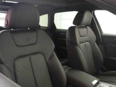 Audi A6 AVANT Avant 55 TFSIe 367 ch S tronic 7 Quattro Competition   - 16