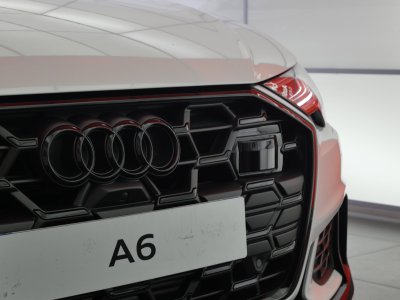 Audi A6 AVANT Avant 55 TFSIe 367 ch S tronic 7 Quattro Competition   - 18