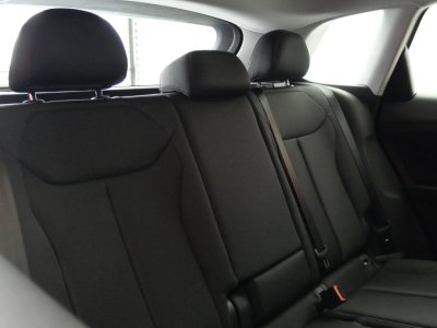 Audi Q3 HYBRIDE e-hybrid 272 ch S tronic 6 Business Executive   - 12