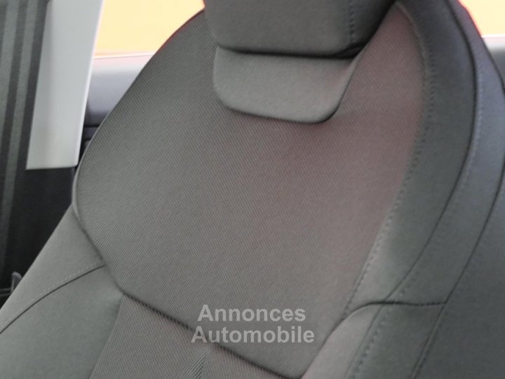 Audi Q3 HYBRIDE e-hybrid 272 ch S tronic 6 Business Executive - 24