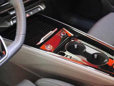 Audi Q3 HYBRIDE e-hybrid 272 ch S tronic 6 S line   - 7