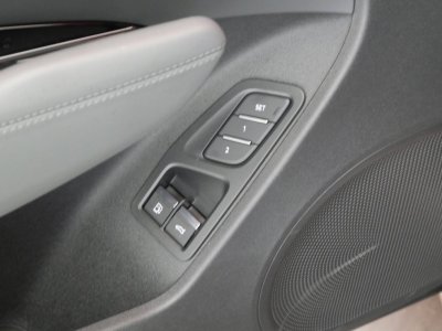 Audi Q3 HYBRIDE e-hybrid 272 ch S tronic 6 S line   - 8