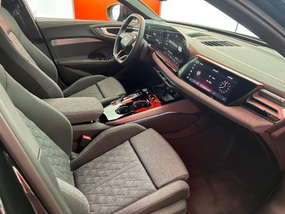 Audi A5 AVANT Avant TDI Hybride 204 ch S tronic 7 S line   - 11