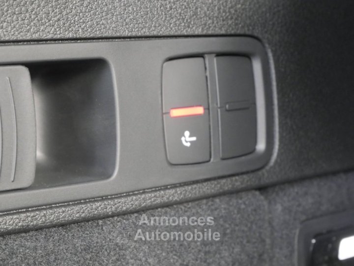 Audi Q5 Sportback 50 TFSIe 299 S tronic 7 Quattro S line - 16
