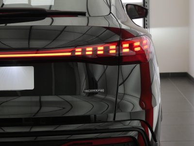 Audi Q5 Sportback e-hybrid 299 ch S tronic 7 Quattro S line   - 11