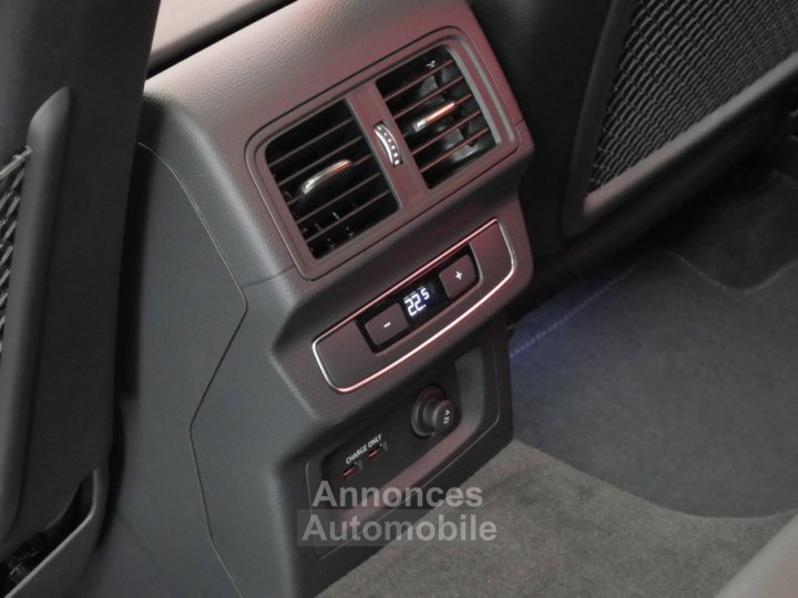Audi Q5 Sportback 55 TFSIe 367 S tronic 7 Quattro Black Edition - 11