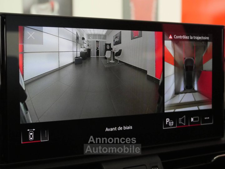 Audi Q5 Sportback 55 TFSIe 367 S tronic 7 Quattro Black Edition - 26