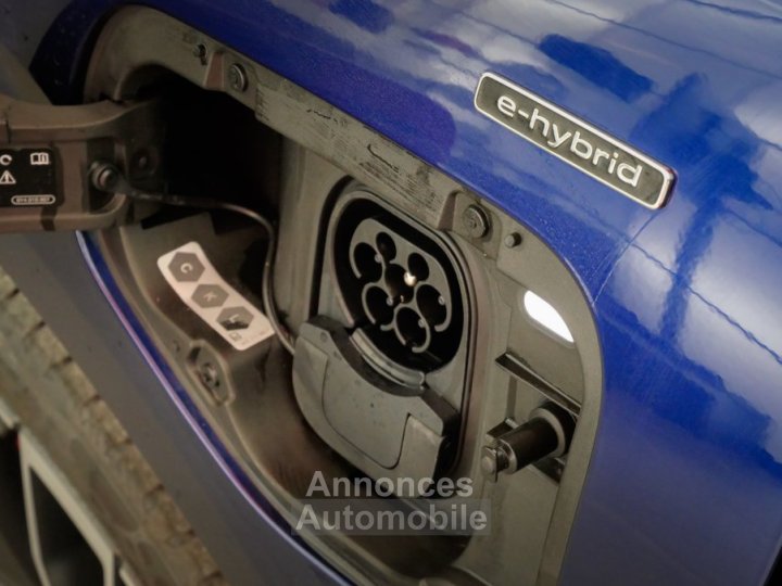 Audi Q3 HYBRIDE e-hybrid 272 ch S tronic 6 S line - 9