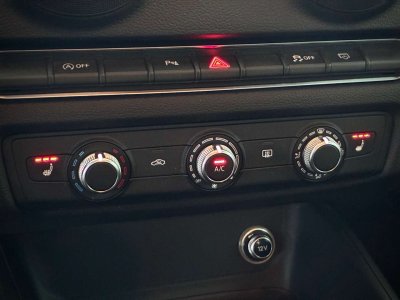 Audi A3 10TFSI SPORT-GPS-AIRCO-JANTES19-PDC   - 19