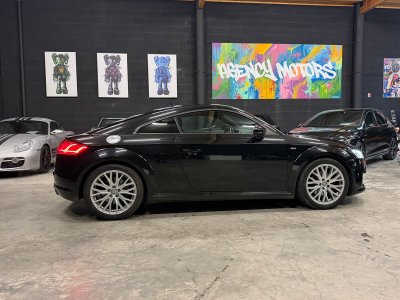 Audi TT 20 l TFSI 230 CH S Line   - 5