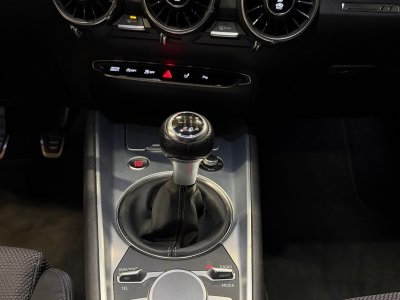 Audi TT 20 l TFSI 230 CH S Line   - 12