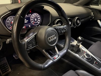 Audi TT 20 l TFSI 230 CH S Line   - 15