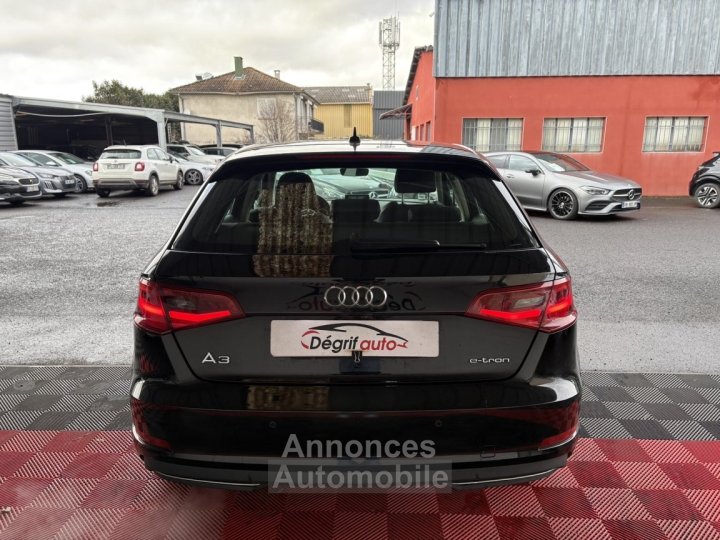 Audi A3 Sportback 14 TFSI e-tron 204 Ambiente S tronic 6 - 7