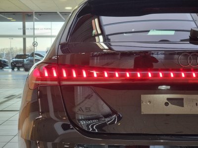 Audi A5 Avant TDI Hybride 204 S Line S tronic 7   - 7