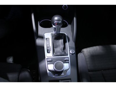 Audi A3 15 35 TFSI 150 - BV S-Tronic 7 Suivi complet   - 13