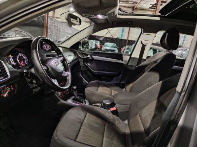 Audi Q3 20 TFSI 170 Ambition Luxe quattro S tronic 7   - 7