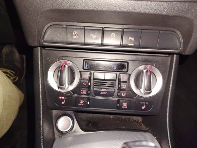 Audi Q3 20 TFSI 170 Ambition Luxe quattro S tronic 7   - 22