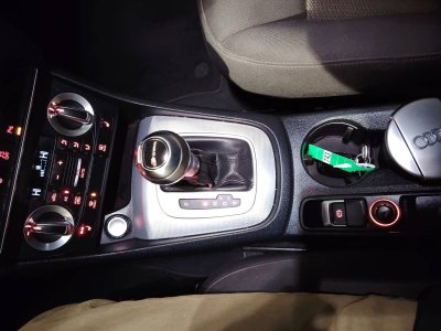 Audi Q3 20 TFSI 170 Ambition Luxe quattro S tronic 7   - 23