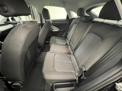 Audi Q3 Sportback 35 TDI 150 ch S tronic 7 Design   - 10
