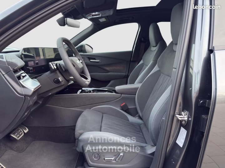 Audi Q3 Matrice e-hybride 272CH - 3