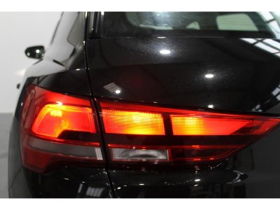 Audi Q3 Quattro 20 35 TDI - 150 - BV S-tronic 2019 Design   - 8