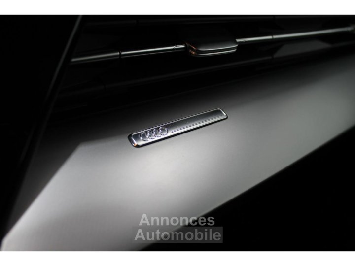 Audi A3 Berline 15 35 TFSI - 150 - BV S-Tronic 7 8Y BERLINE - 19