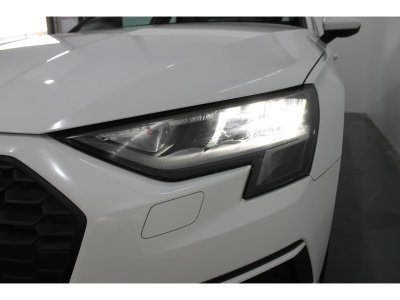 Audi A3 Berline 15 35 TFSI - 150 - BV S-Tronic 7 8Y BERLINE   - 23