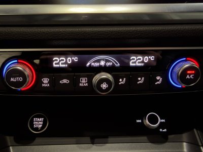 Audi Q3 Sportback 35 TFSI 150 ch S tronic 7 S line   - 9