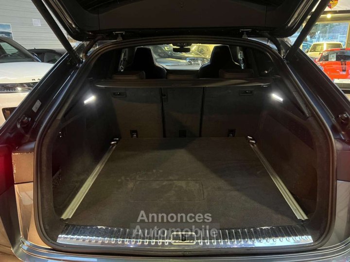 Audi Q8 60 TFSI e 490 Tiptronic 8 quattro Competition - 43