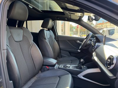 Audi Q2 35 TFSI 15l 150 CV S Tronic 7 S Line Toit ouvrant   - 15