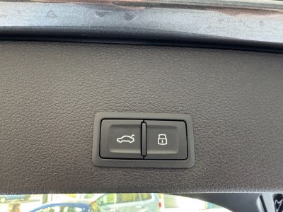 Audi Q2 35 TFSI 15l 150 CV S Tronic 7 S Line Toit ouvrant   - 23