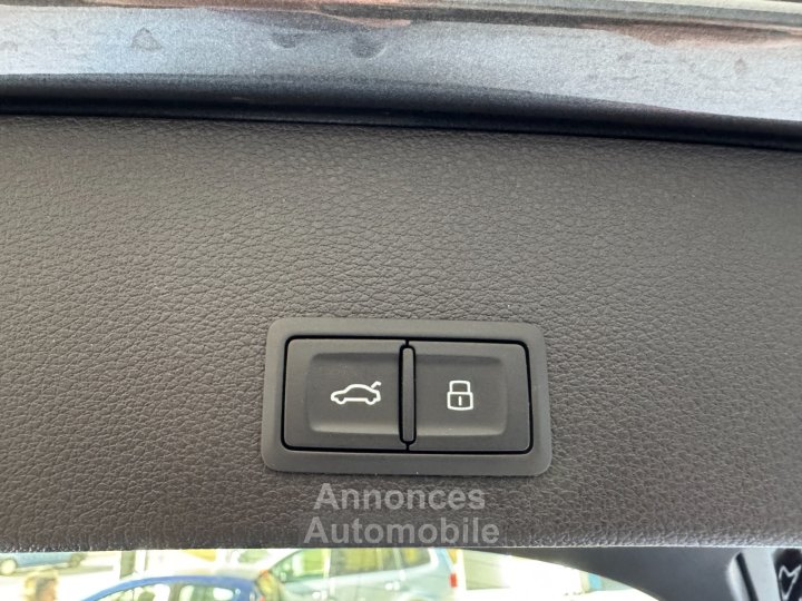 Audi Q2 35 TFSI 15l 150 CV S Tronic 7 S Line Toit ouvrant - 23