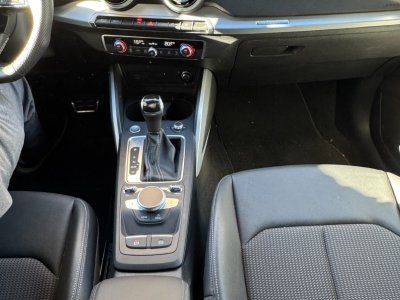 Audi Q2 35 TFSI 15l 150 CV S Tronic 7 S Line Toit ouvrant   - 35
