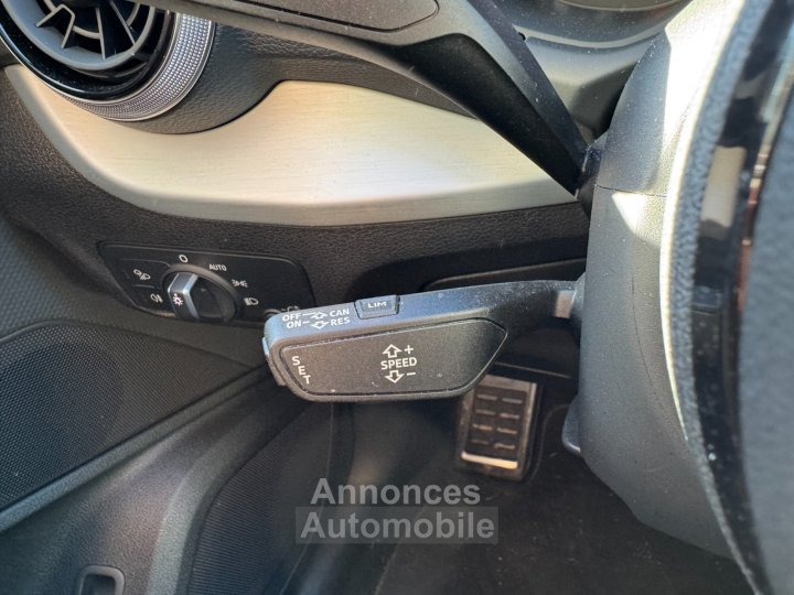 Audi Q2 35 TFSI 15l 150 CV S Tronic 7 S Line Toit ouvrant - 38