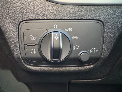 Audi Q2 35 TFSI 15l 150 CV S Tronic 7 S Line Toit ouvrant   - 44