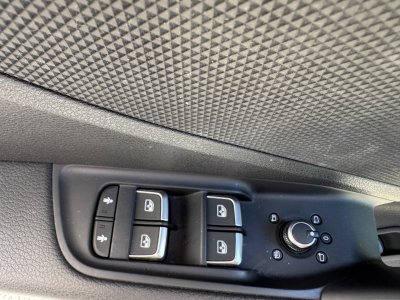 Audi Q2 35 TFSI 15l 150 CV S Tronic 7 S Line Toit ouvrant   - 46