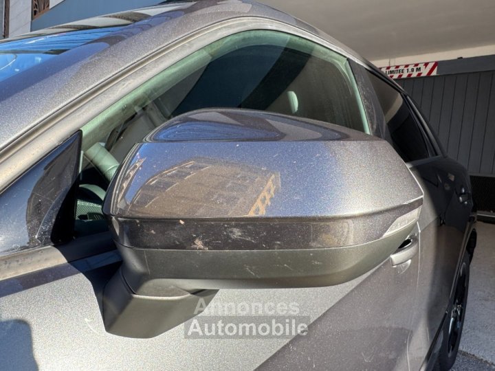 Audi Q2 35 TFSI 15l 150 CV S Tronic 7 S Line Toit ouvrant - 49