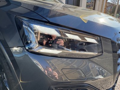 Audi Q2 35 TFSI 15l 150 CV S Tronic 7 S Line Toit ouvrant   - 52