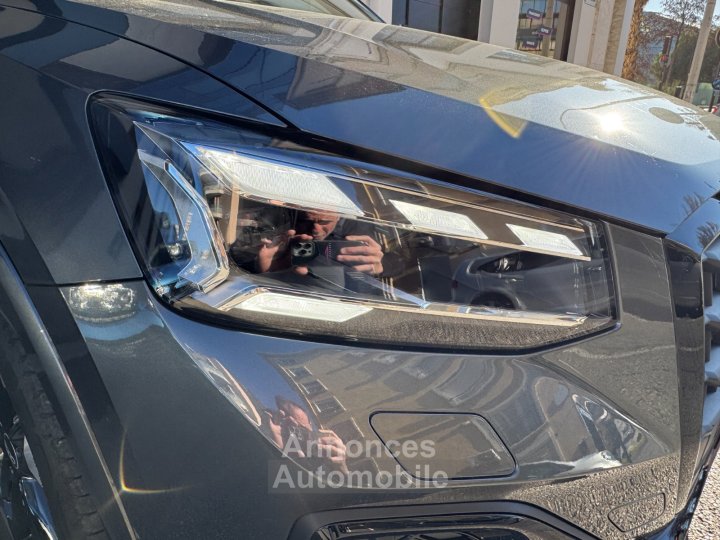 Audi Q2 35 TFSI 15l 150 CV S Tronic 7 S Line Toit ouvrant - 52