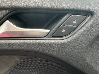 Audi A3 S Line 180 ch 18L TFSI S Tronic 7 1&egrave;re Mains ~ Radar AR ~ Jantes ROTOR ~ Feux Xenon   - 13