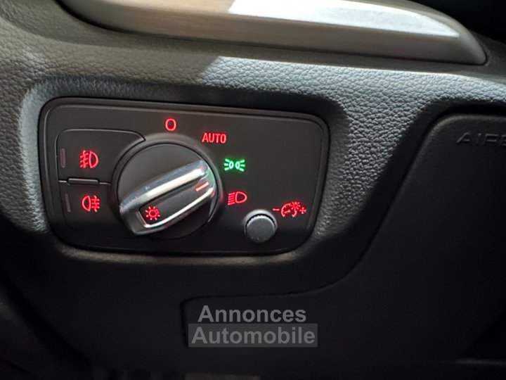 Audi A3 S Line 180 ch 18L TFSI S Tronic 7 1&egrave;re Mains ~ Radar AR ~ Jantes ROTOR ~ Feux Xenon - 14