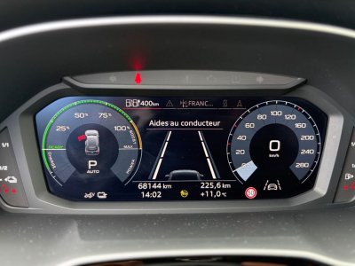 Audi Q3 14 45 tfsie 245ch s line s-tronic 6 attelage   - 17