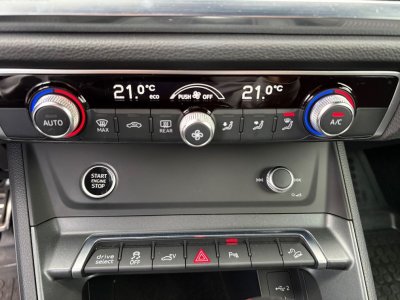 Audi Q3 14 45 tfsie 245ch s line s-tronic 6 attelage   - 22