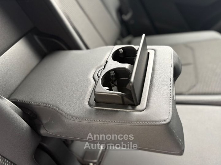 Audi Q3 14 45 tfsie 245ch s line s-tronic 6 attelage - 26